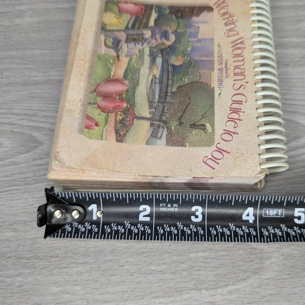 A Working Woman's Guide to Joy Spiral Daily Perpetual Calendar by Gwen Weising